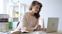 Laptop untuk Bisnis