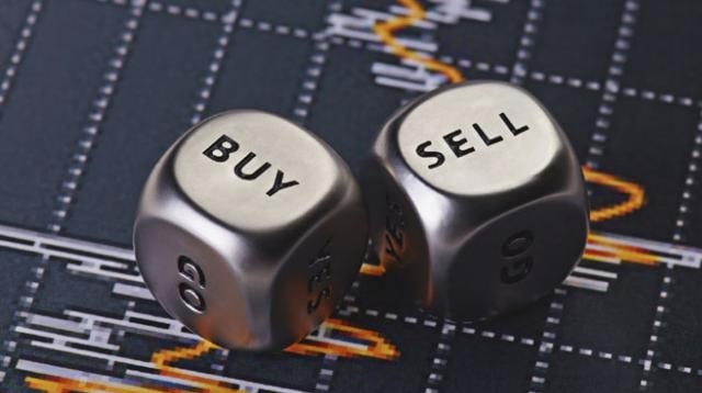 4 Perbedaan Investasi Saham dengan Trading Saham